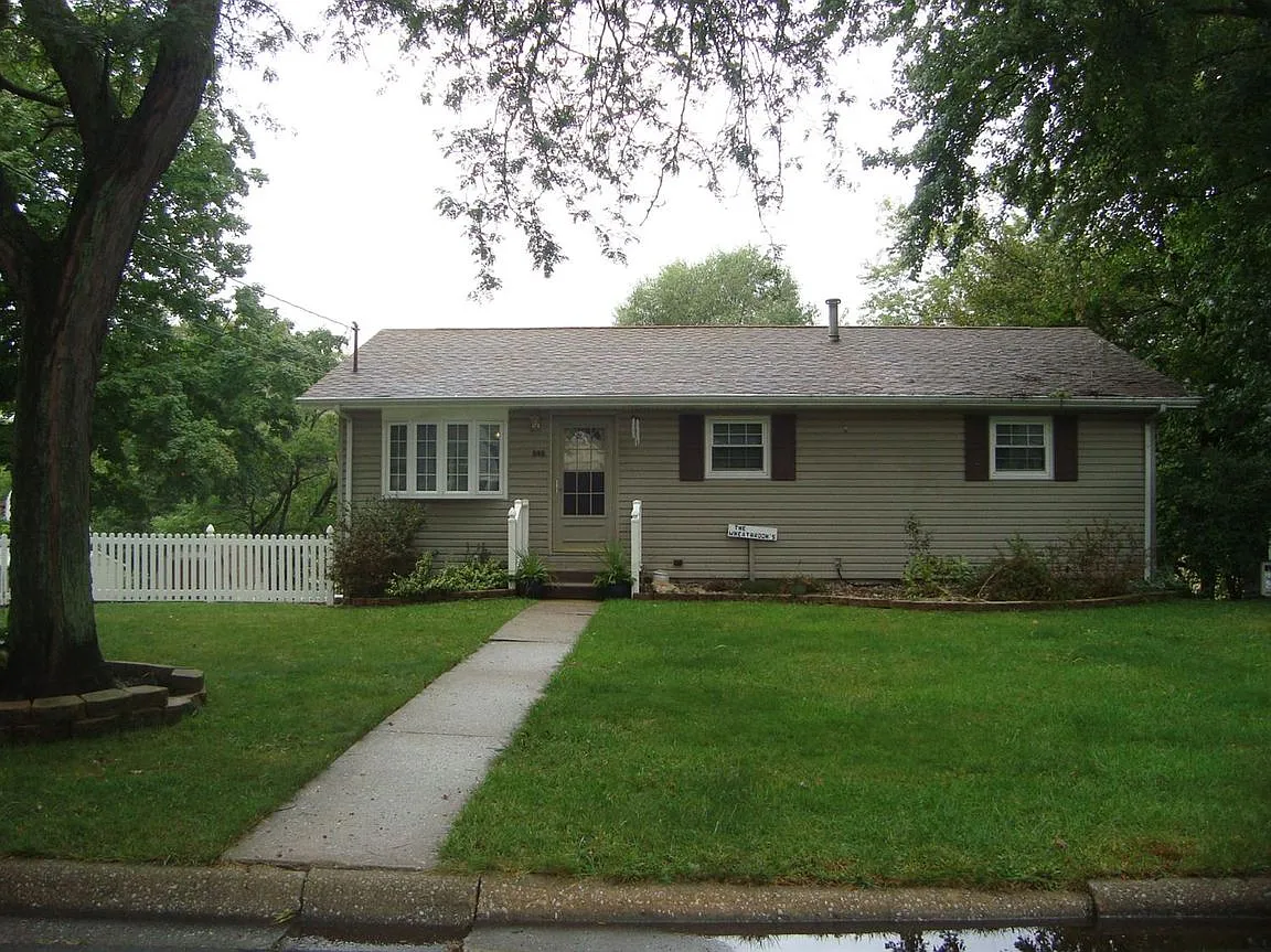 805 Pennsylvania Ave photo 1