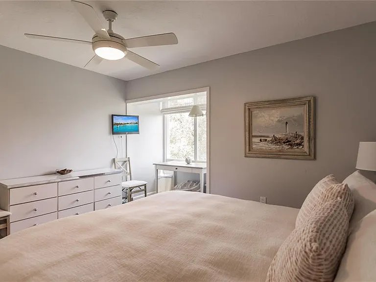 1200 E Peppertree Ln #303 — Photo 21