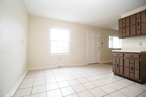 3652 Dixie Dr — Photo 8