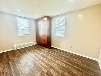 Rented by Papp Realty