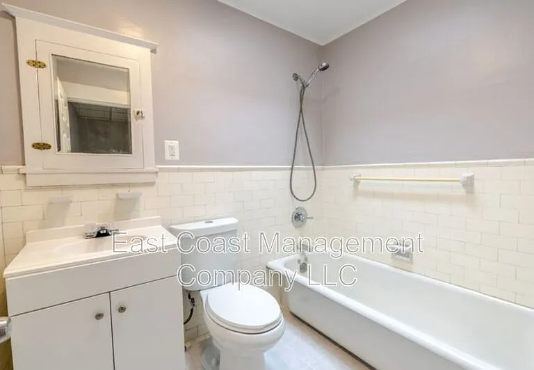 4231 Berger Ave — Photo 13