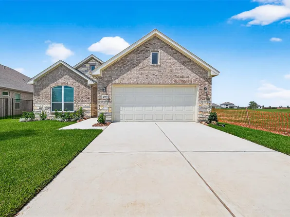 2919 Golden Isle Dr, La Marque, TX 77568