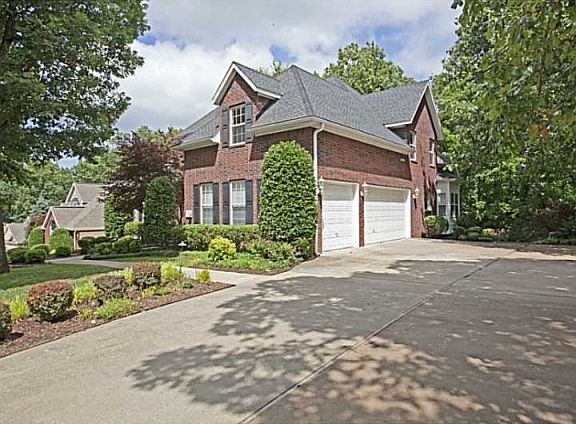2nd image of 20 Stonehenge Dr
