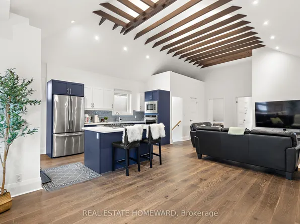 14 Bracebridge Ave E, Toronto, ON M4C 2X7