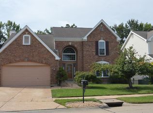 9802 Grantview Forest Dr, Saint Louis, MO 63123