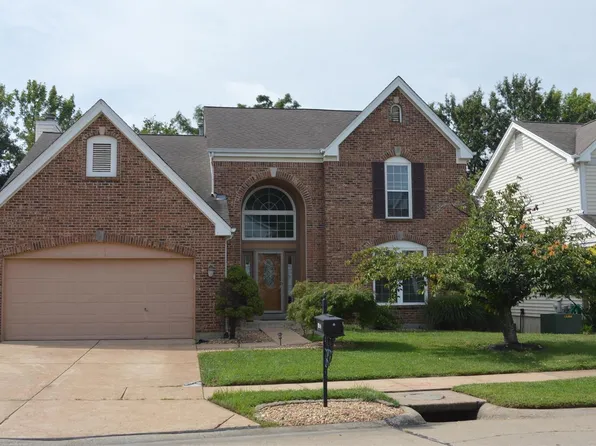 9802 Grantview Forest Dr, Saint Louis, MO 63123