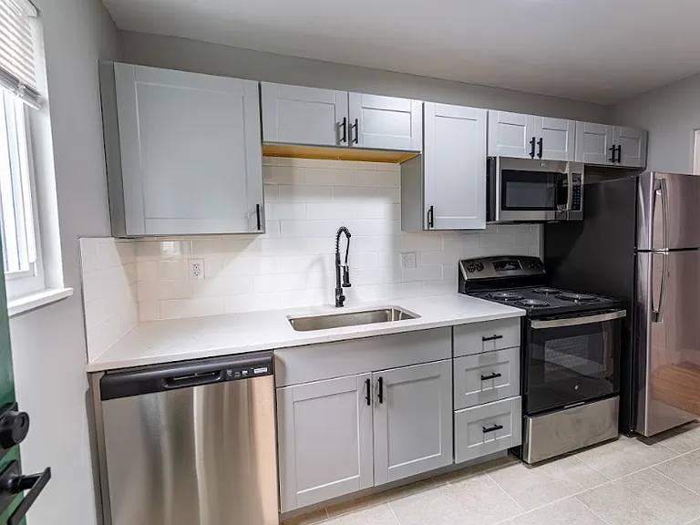 2320 W 47th Ave #8 — Photo 11