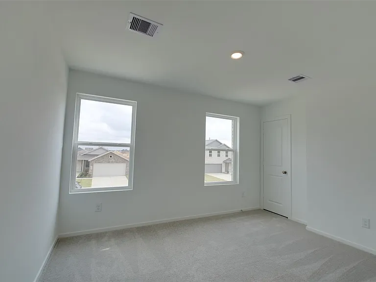 10915 Tawny Rdg — Photo 28