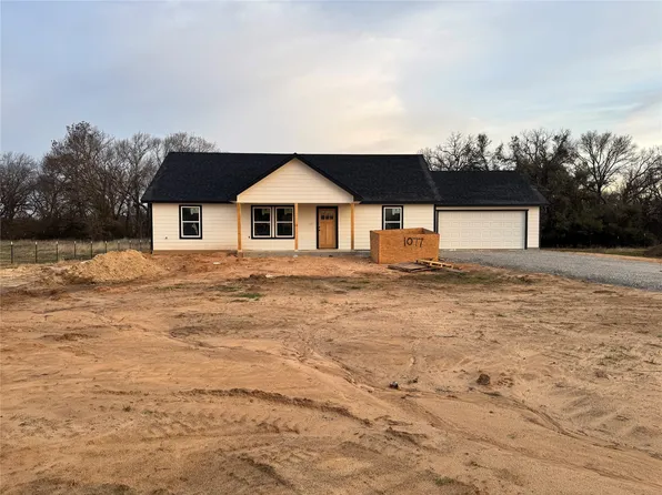 1077 Hereford Dr, Springtown, TX 76082