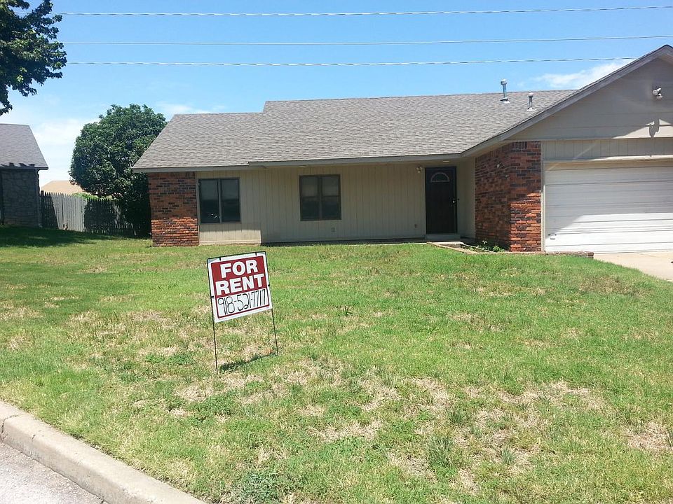 House on quiet cul de sac