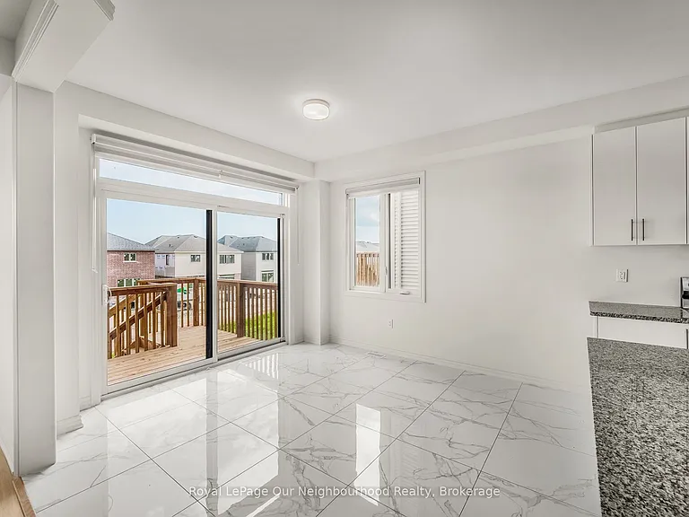 1066 Denton Dr — Photo 15