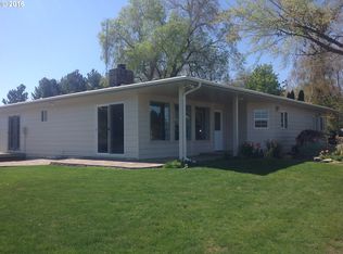 34070 Beach Shore Dr, Hermiston, OR 97838