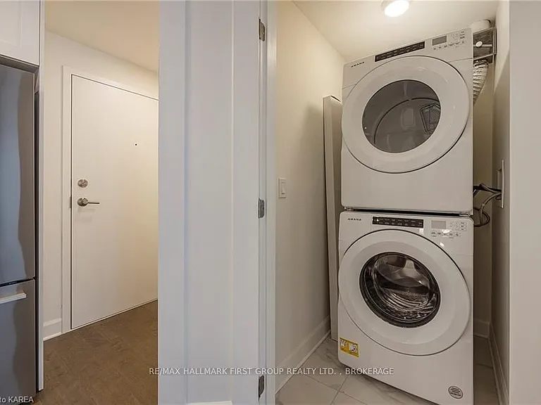 129 A South St #508 — Photo 27