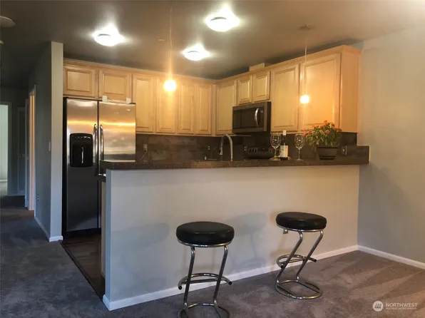 11304 124th Avenue NE #301, Kirkland, WA 98033