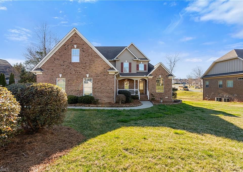1st image of 6702 Breeze Point Dr