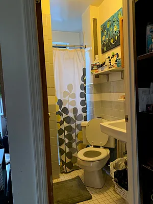 Rented by Mdays Realty | media 30