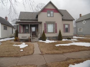 524 S 14th St, Escanaba, MI 49829