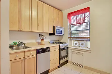 Sold by Prominent Properties Sotheby's International Realty
