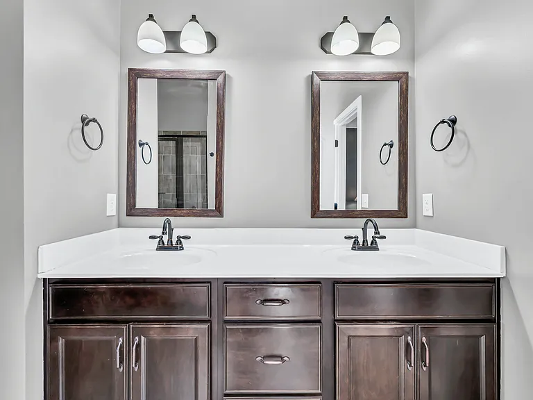 109 Easton Dr — Photo 19