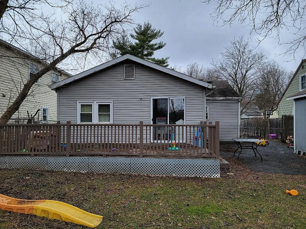 Building Photo - 304 Hunt Dr