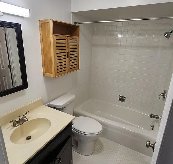 2110 Allen Blvd — Photo 14