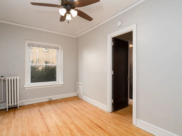 125 Oak Grove St — Photo 15