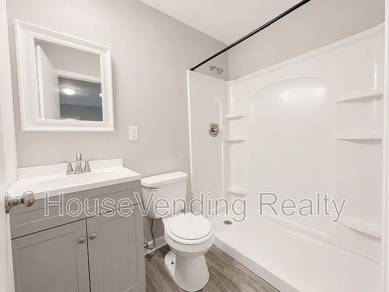 619 Tarpley St — Photo 12