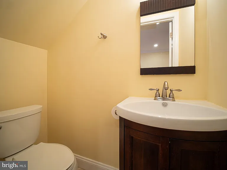 648 Newton Pl NW #2 — Photo 8