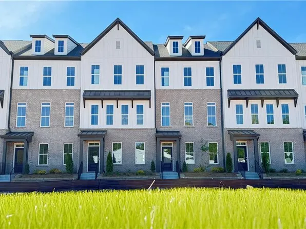 2694 Evers Dr NE, Marietta, GA 30066