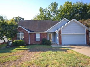 52 Springridge Dr, Little Rock, AR 72211