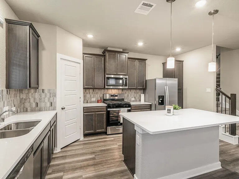 8209 Rising Stream Dr — Photo 15