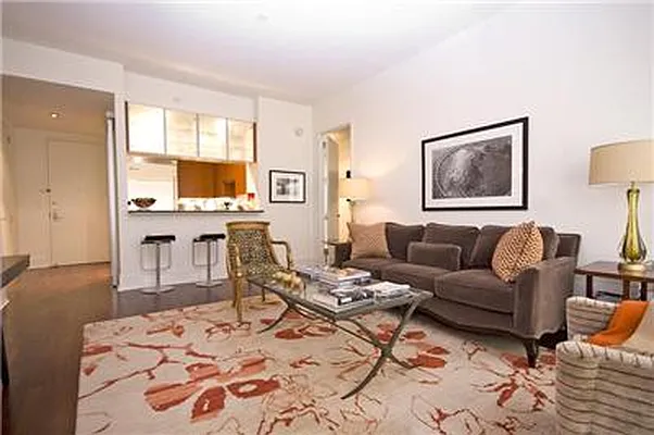 Rented by Corcoran | media 21