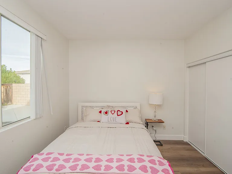 26876 Alta Mira St — Photo 12