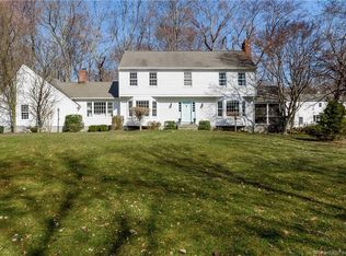 34 Tulip Tree Ln, Darien, CT 06820