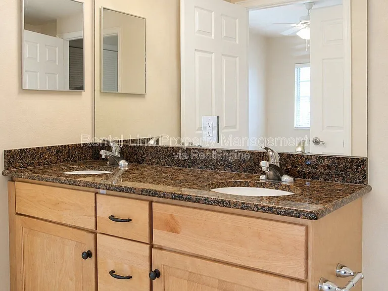13100 Bella Casa Cir #340 — Photo 9