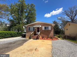 6121 Main St, Lanham, MD