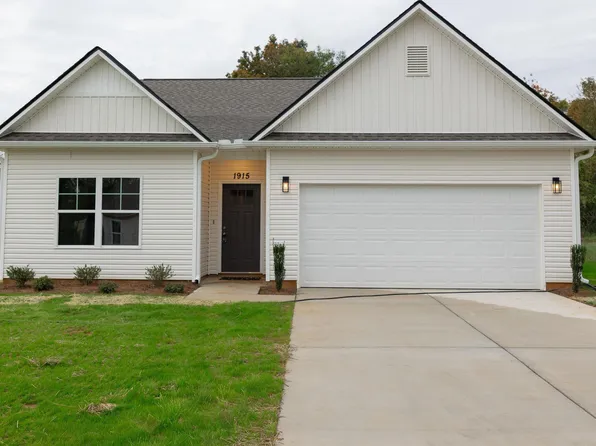 1915 Priscilla Ln NW, Huntsville, AL 35806