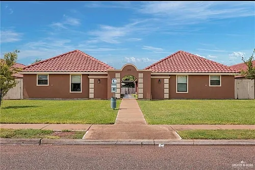 303 S Ridge Ln #1 Photo 1
