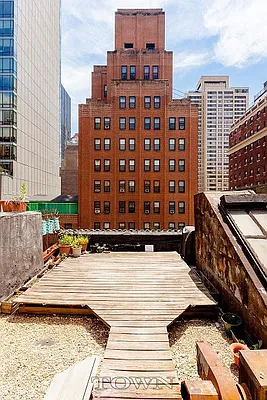 Rented by Town Residential | media 7