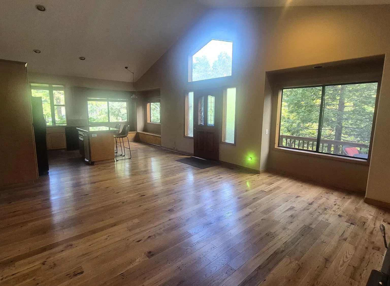 Lodge Ln, Twin Peaks — Photo 3