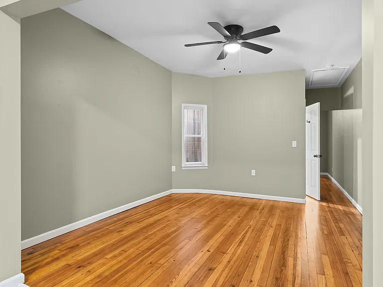 247 Main St #5 — Photo 7