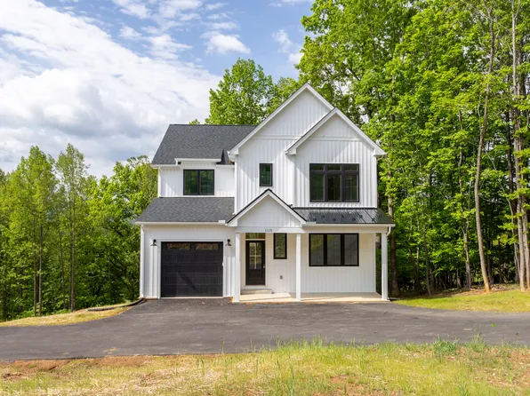 1115 Thornblade Way, Blue Ridge, VA 24064