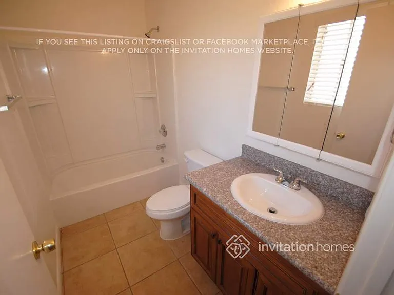 817 N 95th St — Photo 13