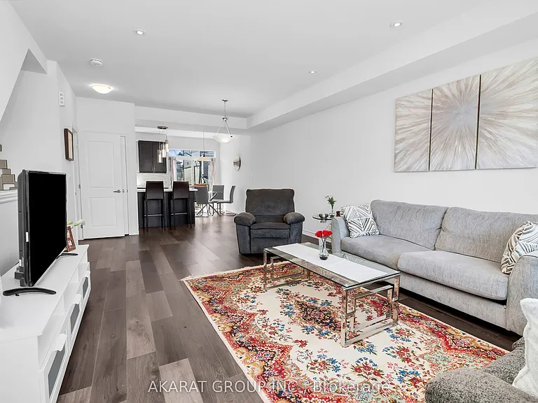 61 Soho St #68 — Photo 13