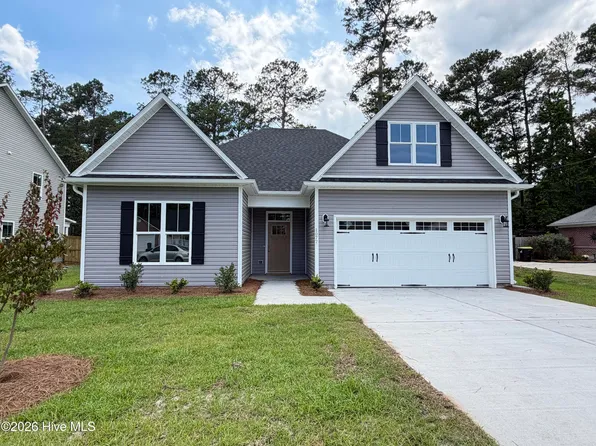 1077 Echo Drive NE, Leland, NC 28451