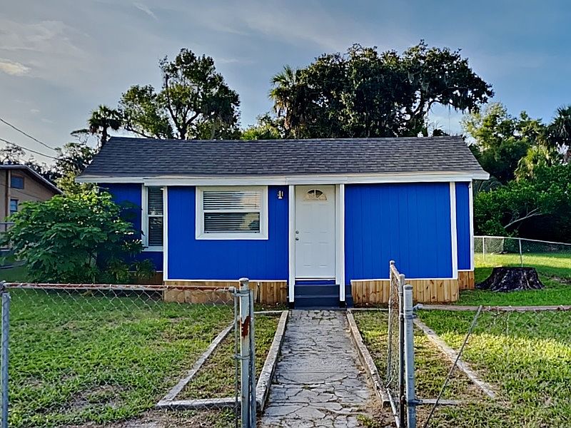 1st image of 529 Live Oak Ave