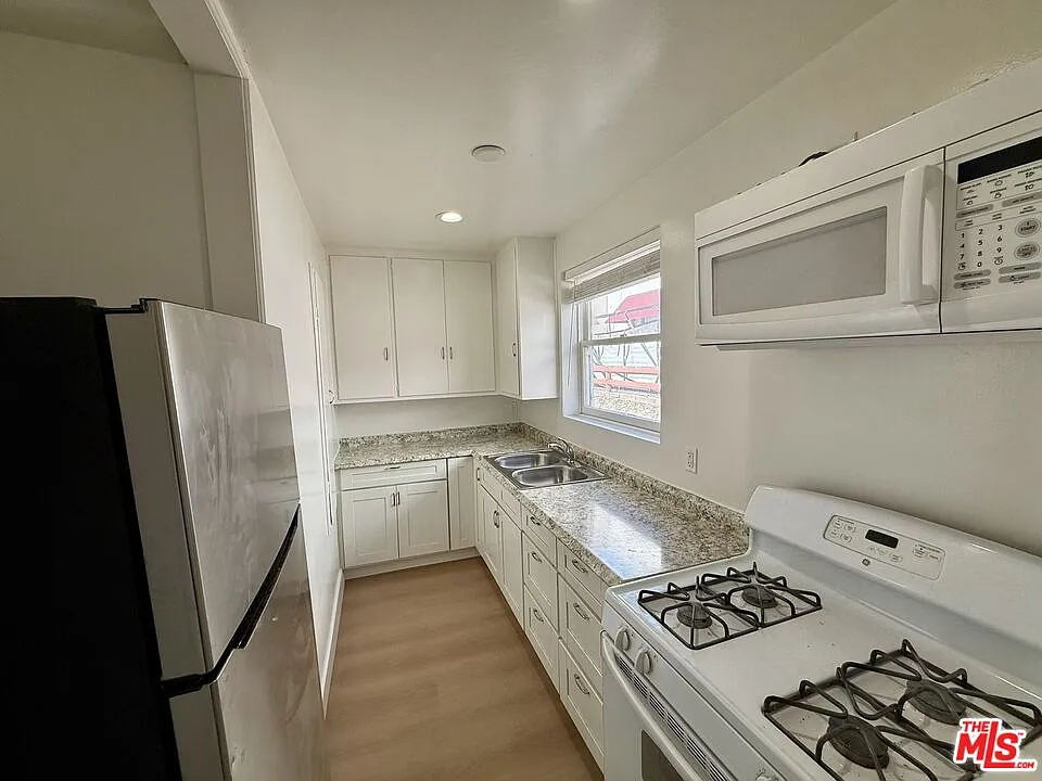1 bed, 1.0 bath, 800 sqft, $1,895 — Photo 4