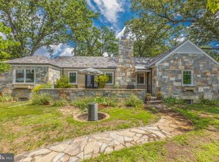 719 Fontaine St, Alexandria, VA 22302