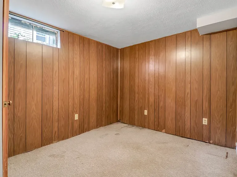 725 Dale St — Photo 19
