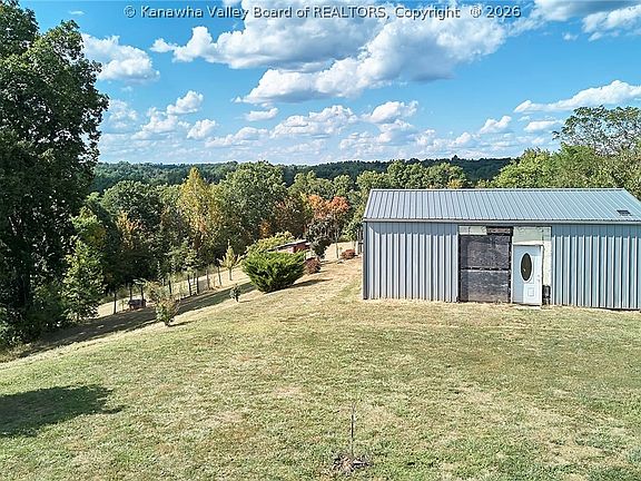 4th image of 4578 Barton Chapel Rd